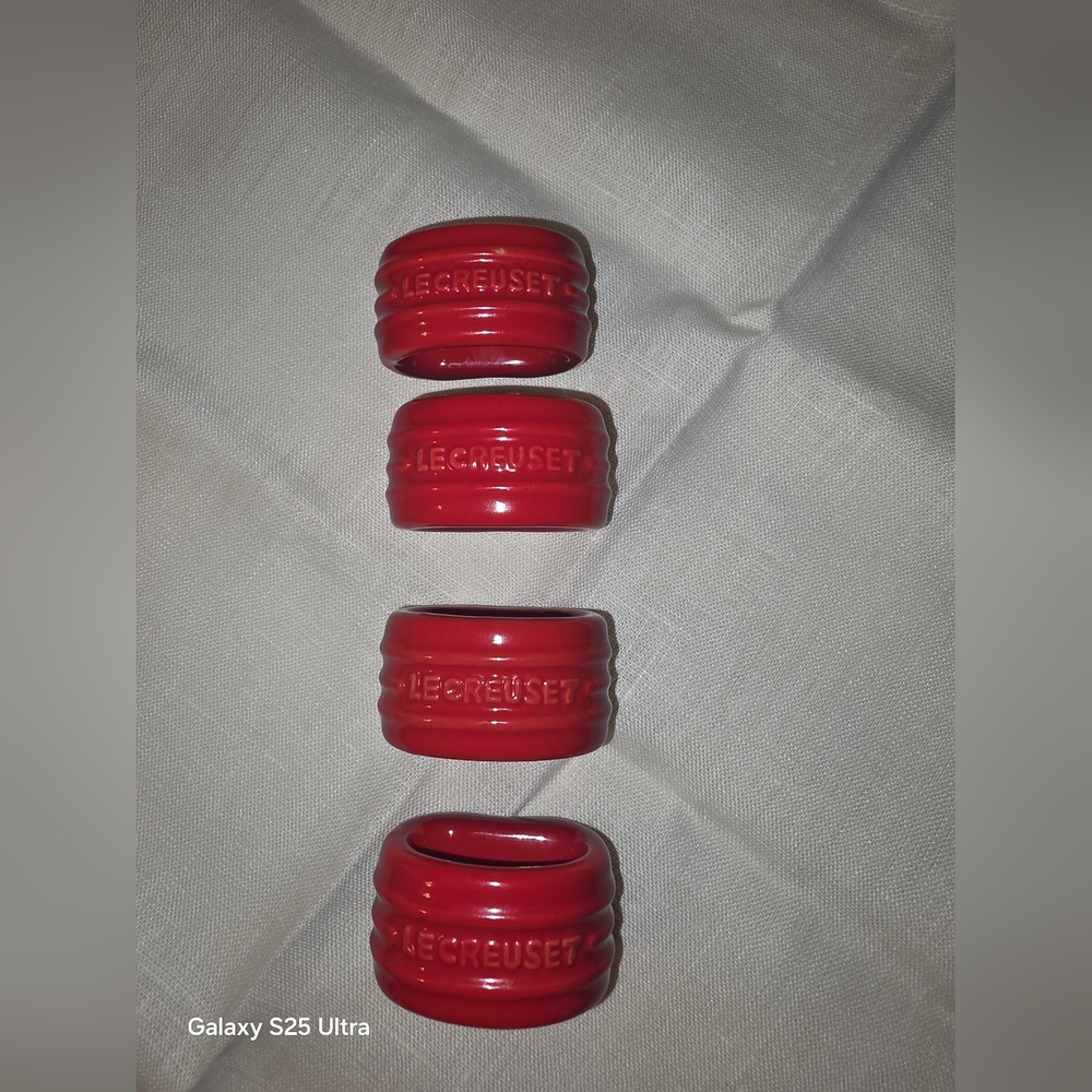 Le Creuset Napkin Ring Set